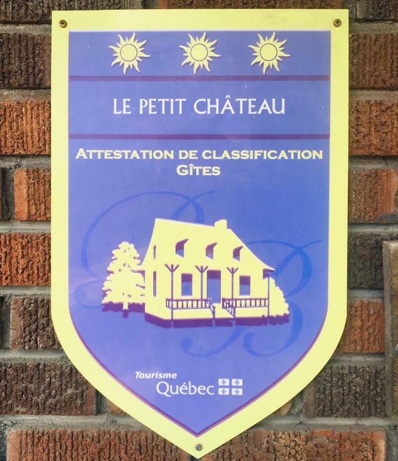 Le Petit Château Montebello B&B Exterior foto